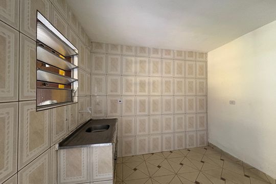 Cozinha de casa para alugar com 1 quarto, 50m² em Sítio Morro Grande, São Paulo