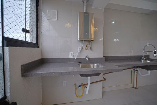 Área de serviço de apartamento para alugar com 2 quartos, 42m² em Cidade Antônio Estêvão de Carvalho, São Paulo