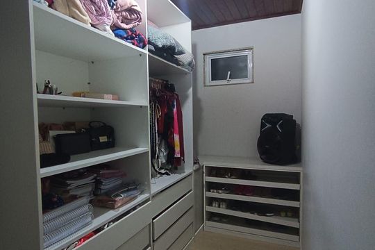 Closet de casa de condomínio à venda com 3 quartos, 280m² em Jacarepaguá, Rio de Janeiro
