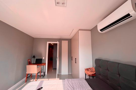 Sala  de apartamento à venda com 1 quarto, 44m² em Copacabana, Rio de Janeiro