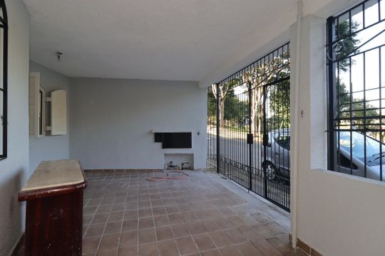 Garagem de casa à venda com 4 quartos, 227m² em Parque João Ramalho, Santo André