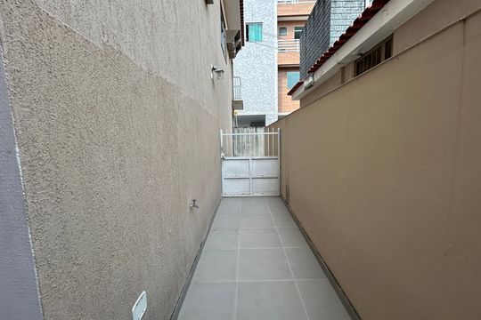 Área comum de casa à venda com 3 quartos, 156m² em Vila Valqueire, Rio de Janeiro