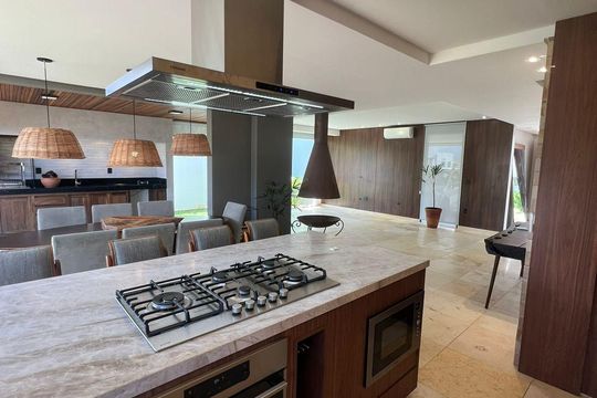 Cozinha de casa de condomínio para alugar com 4 quartos, 270m² em Campeche, Florianópolis
