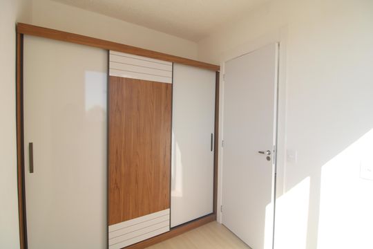 Quarto 2 de apartamento para alugar com 2 quartos, 37m² em Jardim Sabara, São Paulo