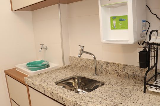 Cozinha de apartamento à venda com 2 quartos, 60m² em Setor Oeste, Goiânia