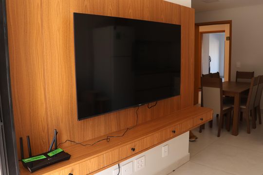 Sala de TV de apartamento à venda com 2 quartos, 60m² em Setor Oeste, Goiânia