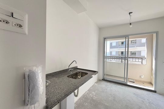Sala/Cozinha de apartamento para alugar com 1 quarto, 24m² em Vila Nova Conceição, São Paulo