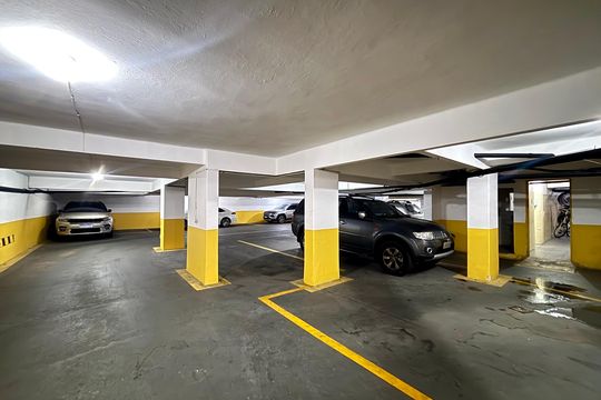 Garagem de apartamento à venda com 3 quartos, 173m² em Copacabana, Rio de Janeiro