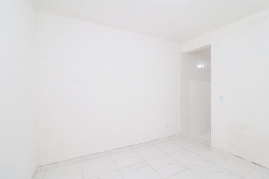 Quarto de casa para alugar com 1 quarto, 50m² em José Bonifácio, São Paulo