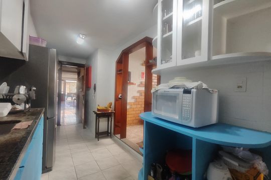 Cozinha de casa de condomínio à venda com 4 quartos, 140m² em Recreio dos Bandeirantes, Rio de Janeiro
