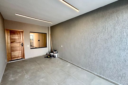 Garagem de casa à venda com 3 quartos, 134m² em Jardim Popular, São Paulo