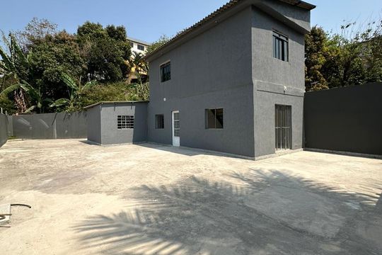 Fachada de apartamento para alugar com 1 quarto, 45m² em Região de Justinópolis, Ribeirão das Neves