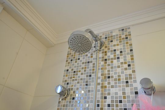 Banheiro do Quarto Suíte de apartamento à venda com 2 quartos, 73m² em Vila Isolina Mazzei, São Paulo