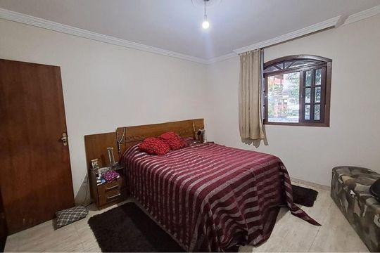 Casa para alugar com 3 quartos, 130m² em Alvorada, Contagem