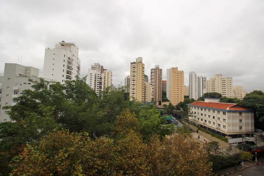 Vista da Varanda da Sala de apartamento à venda com 3 quartos, 136m² em Real Parque, São Paulo