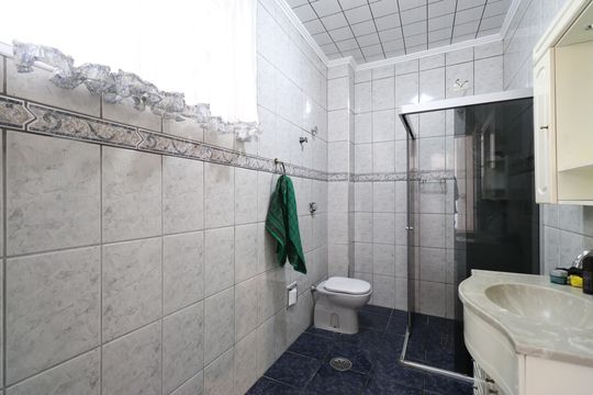 Banheiro  de apartamento para alugar com 2 quartos, 86m² em Bom Retiro, São Paulo