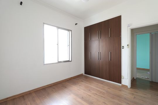 Quarto 1 de apartamento para alugar com 2 quartos, 86m² em Bom Retiro, São Paulo
