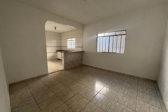 Casa à venda com 3 quartos, 430m² em Setor Sudoeste, Goiânia