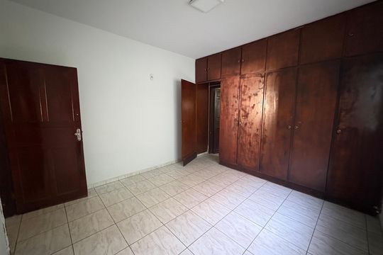 Casa à venda com 3 quartos, 430m² em Setor Sudoeste, Goiânia