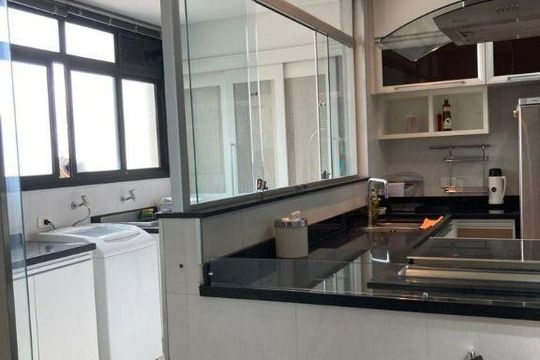 Apartamento à venda com 3 quartos, 340m² em Vila Rosalia, Guarulhos