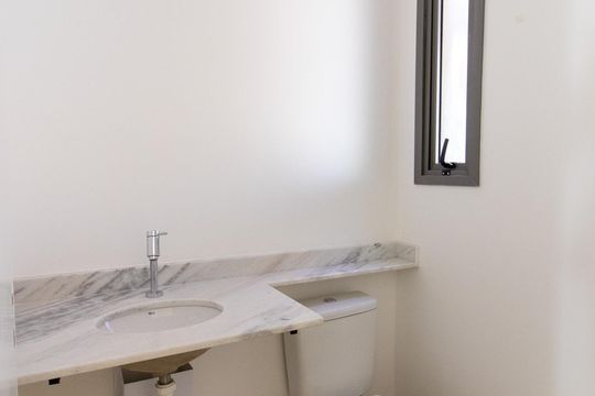 Lavabo de apartamento à venda com 3 quartos, 130m² em Parque Taquaral, Campinas