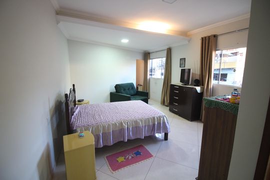 Quarto 1 de casa para alugar com 3 quartos, 135m² em Vista Alegre, Belo Horizonte