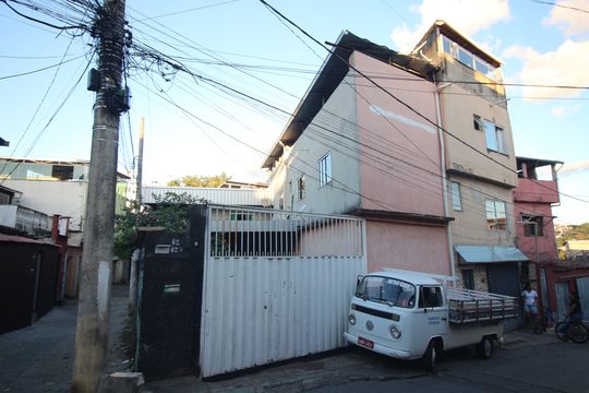 Fachada de casa para alugar com 3 quartos, 135m² em Vista Alegre, Belo Horizonte