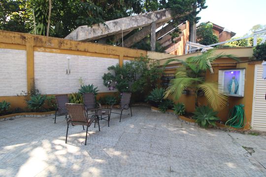 Área comum de casa de condomínio à venda com 4 quartos, 640m² em Jardim Santa Helena, São Paulo