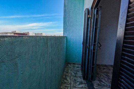 Sacada de casa à venda com 4 quartos, 140m² em Jardim Cidade Pirituba, São Paulo