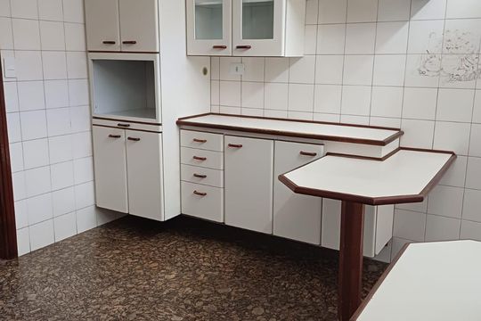 Cozinha de casa à venda com 3 quartos, 270m² em Parque Taquaral, Campinas