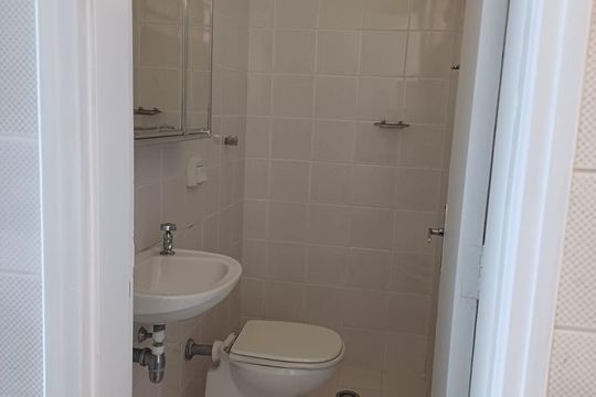 Banheiro de casa à venda com 3 quartos, 270m² em Parque Taquaral, Campinas