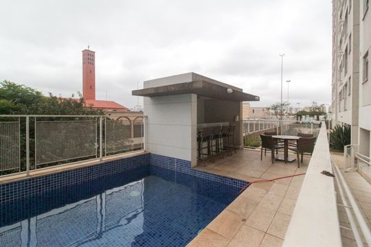 Piscina de apartamento à venda com 3 quartos, 55m² em Liberdade, São Paulo