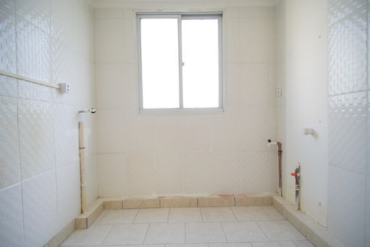Cozinha de apartamento para alugar com 2 quartos, 45m² em Rio dos Sinos, São Leopoldo