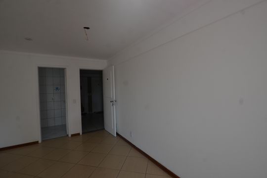 Sala de apartamento à venda com 3 quartos, 78m² em Jardim Sulacap, Rio de Janeiro