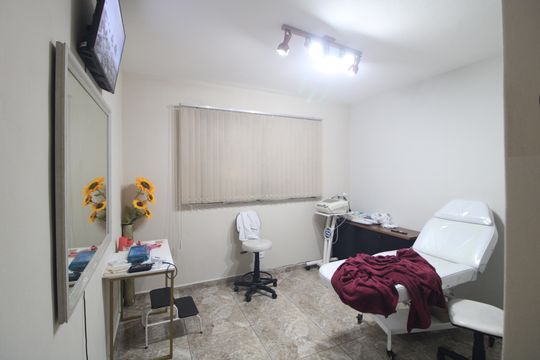 Suíte de casa para alugar com 3 quartos, 140m² em Jardim Reimberg, São Paulo