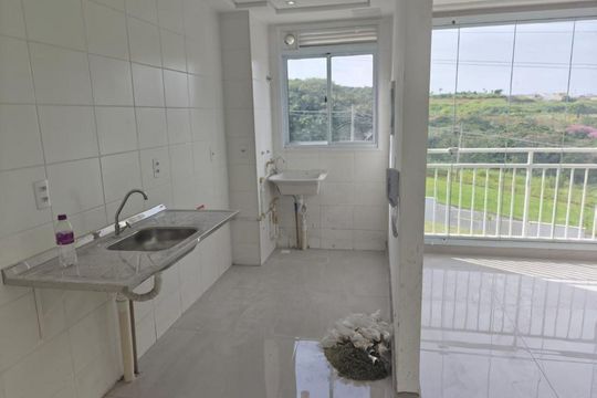 Sala/cozinha de apartamento à venda com 2 quartos, 48m² em Jardim das Cerejeiras, Campinas