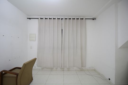 Casa à venda com 6 quartos, 117m² em Jardim Tres Irmaos, Taboão da Serra
