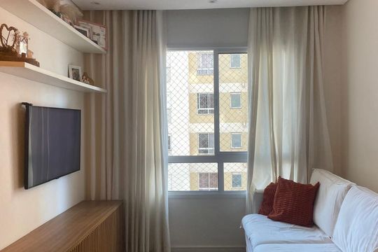 Sala de apartamento à venda com 2 quartos, 46m² em Jardim Boa Vista (Zona Oeste), Osasco