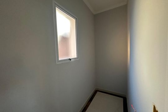 Closet da suíte 3 de casa de condomínio à venda com 4 quartos, 450m² em Morada das Flores (aldeia da Serra), Barueri