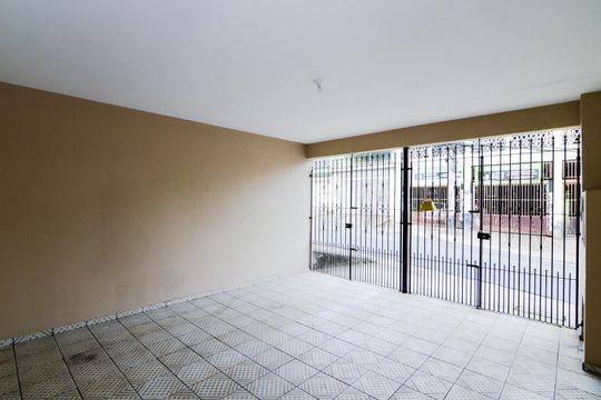 Garagem de casa à venda com 3 quartos, 180m² em Jardim Rosana, Guarulhos