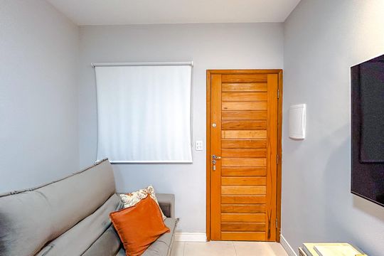 Sala de apartamento à venda com 2 quartos, 40m² em Vila Santa Isabel, São Paulo