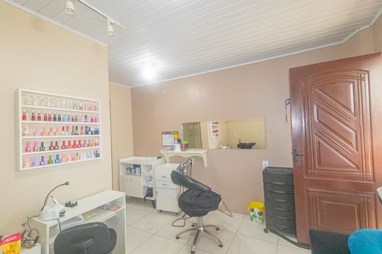 Sala 2 de casa à venda com 2 quartos, 170m² em Guajuviras, Canoas