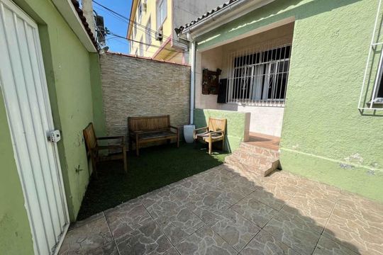 Área externa de casa para alugar com 3 quartos, 80m² em Quintino Bocaiúva, Rio de Janeiro