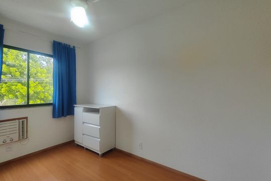 Quarto 1 de apartamento à venda com 2 quartos, 60m² em Vargem Grande, Rio de Janeiro