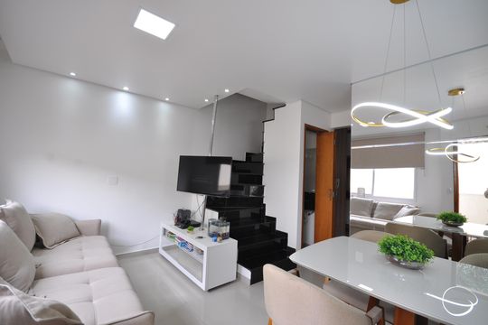 Casa de Condomínio à venda com 2 quartos, 63m² em Vila Albertina, São Paulo