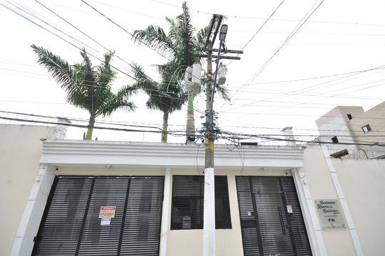 Fachada de casa de condomínio à venda com 2 quartos, 63m² em Vila Albertina, São Paulo