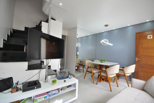Sala de casa de condomínio à venda com 2 quartos, 63m² em Vila Albertina, São Paulo