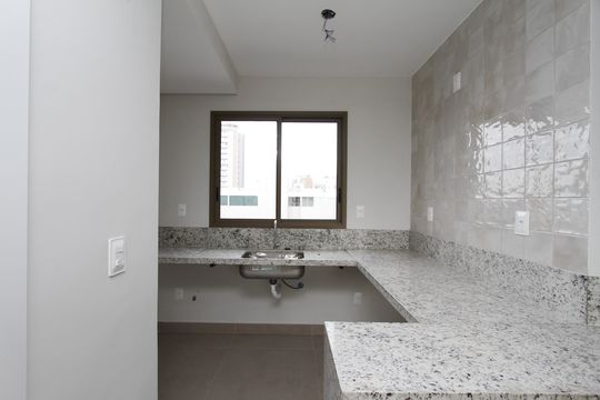 Cozinha de apartamento à venda com 3 quartos, 166m² em Nova Suíça, Belo Horizonte