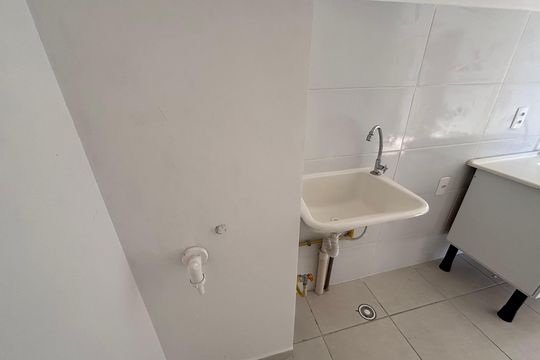 Área de Serviço de apartamento para alugar com 2 quartos, 43m² em Vila Sao Paulo, Ferraz de Vasconcelos