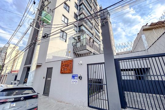 Fachada com Plaquinha de apartamento para alugar com 1 quarto, 38m² em Vila Mafra, São Paulo